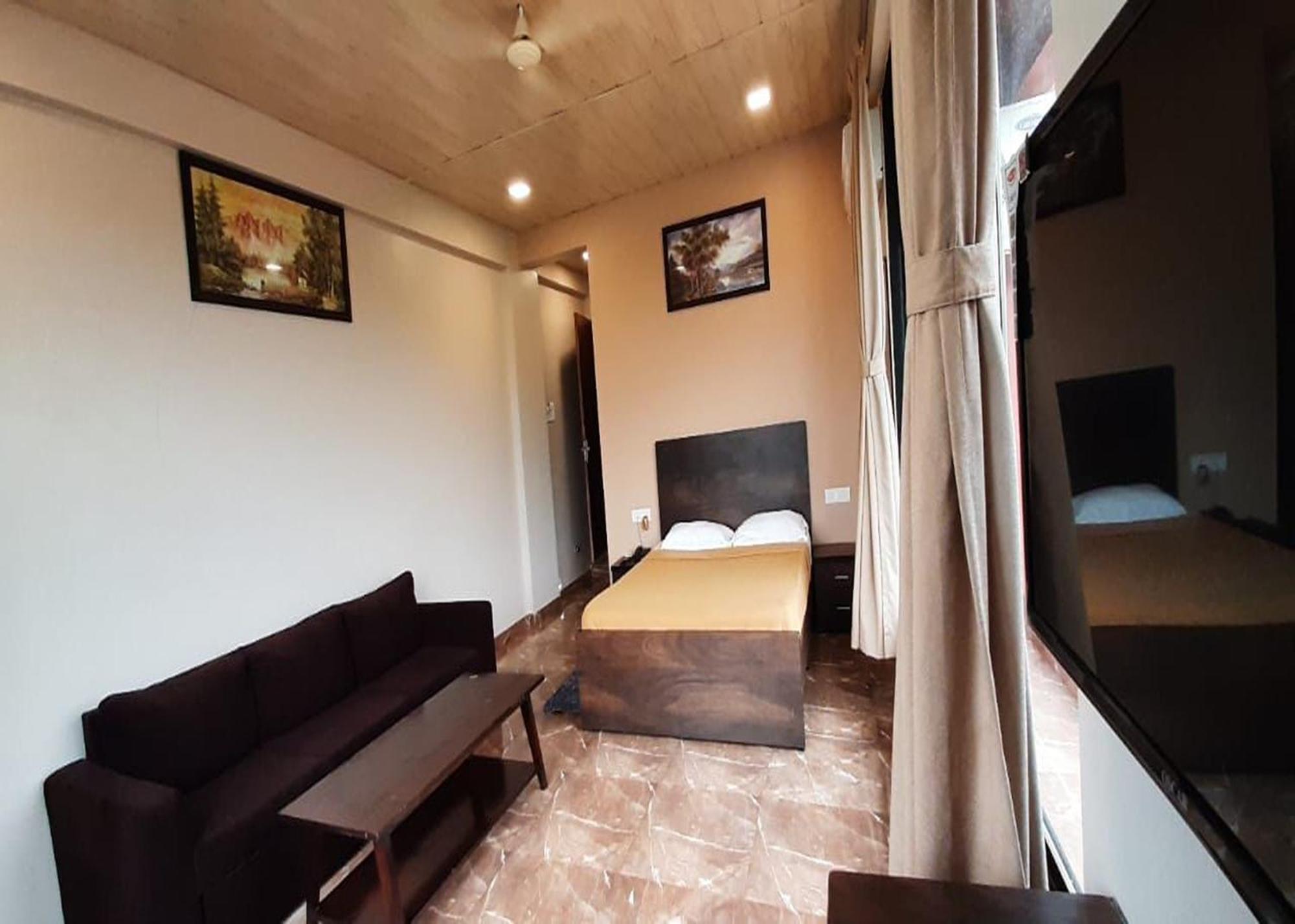 Turning Point Resort Kasāra 外观 照片